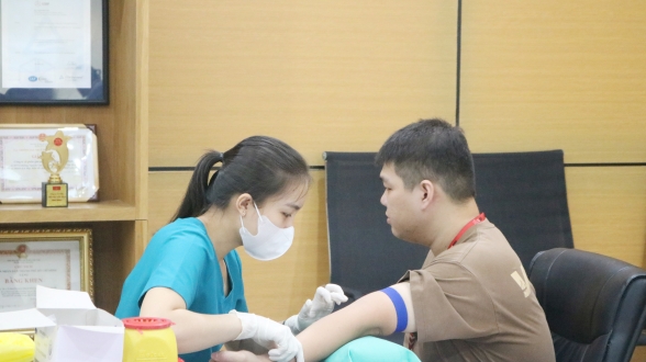 /media/78519/health-check-up-2024-blood-draw.jpg